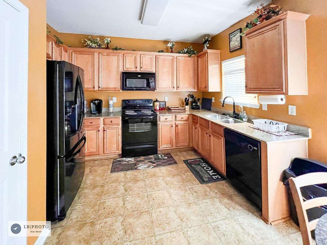 4 - Bed Home With Cali King Bed, 12 Mins To Dtwn Atlanta Ngoại thất bức ảnh