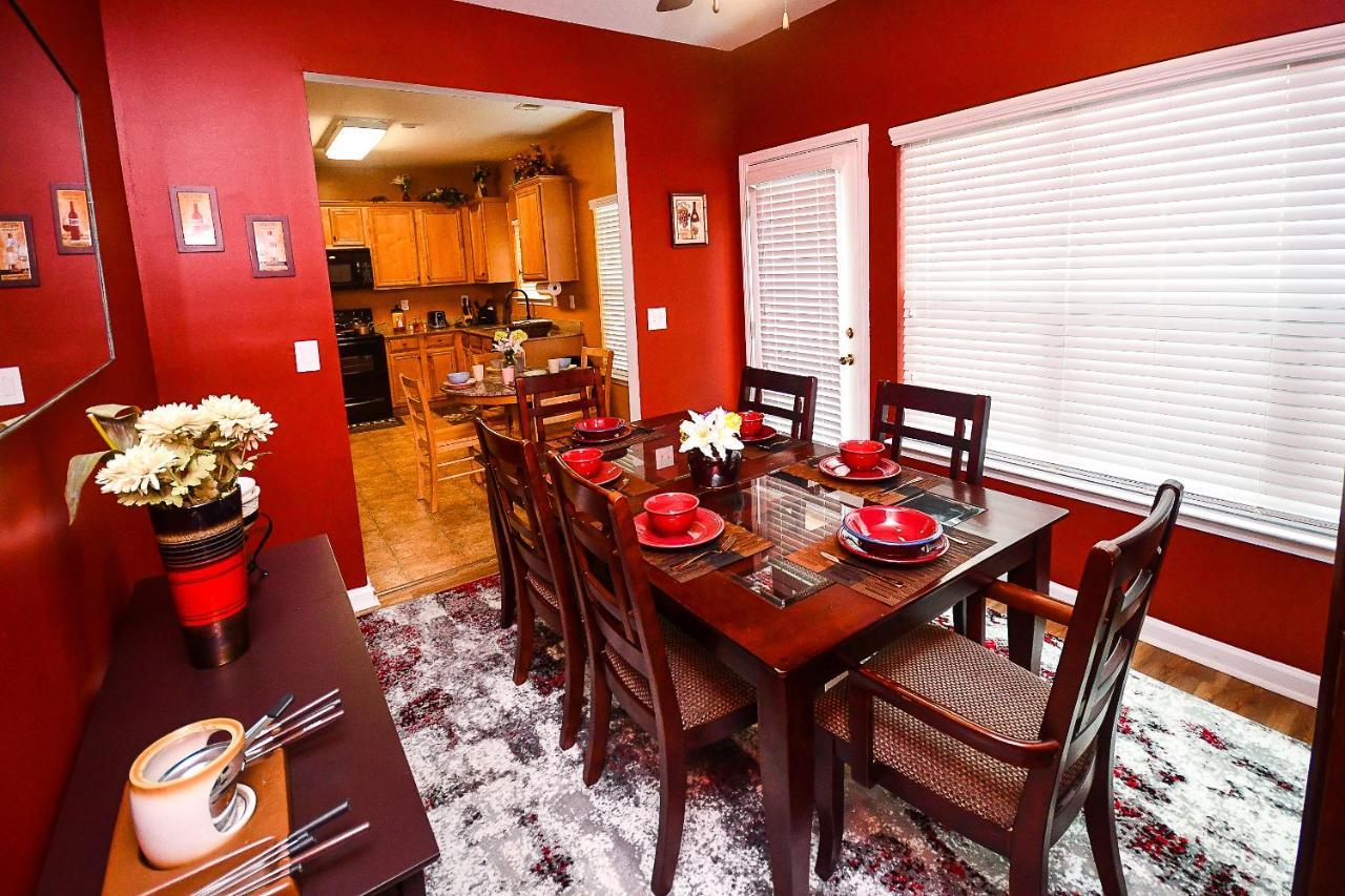 4 - Bed Home With Cali King Bed, 12 Mins To Dtwn Atlanta Ngoại thất bức ảnh