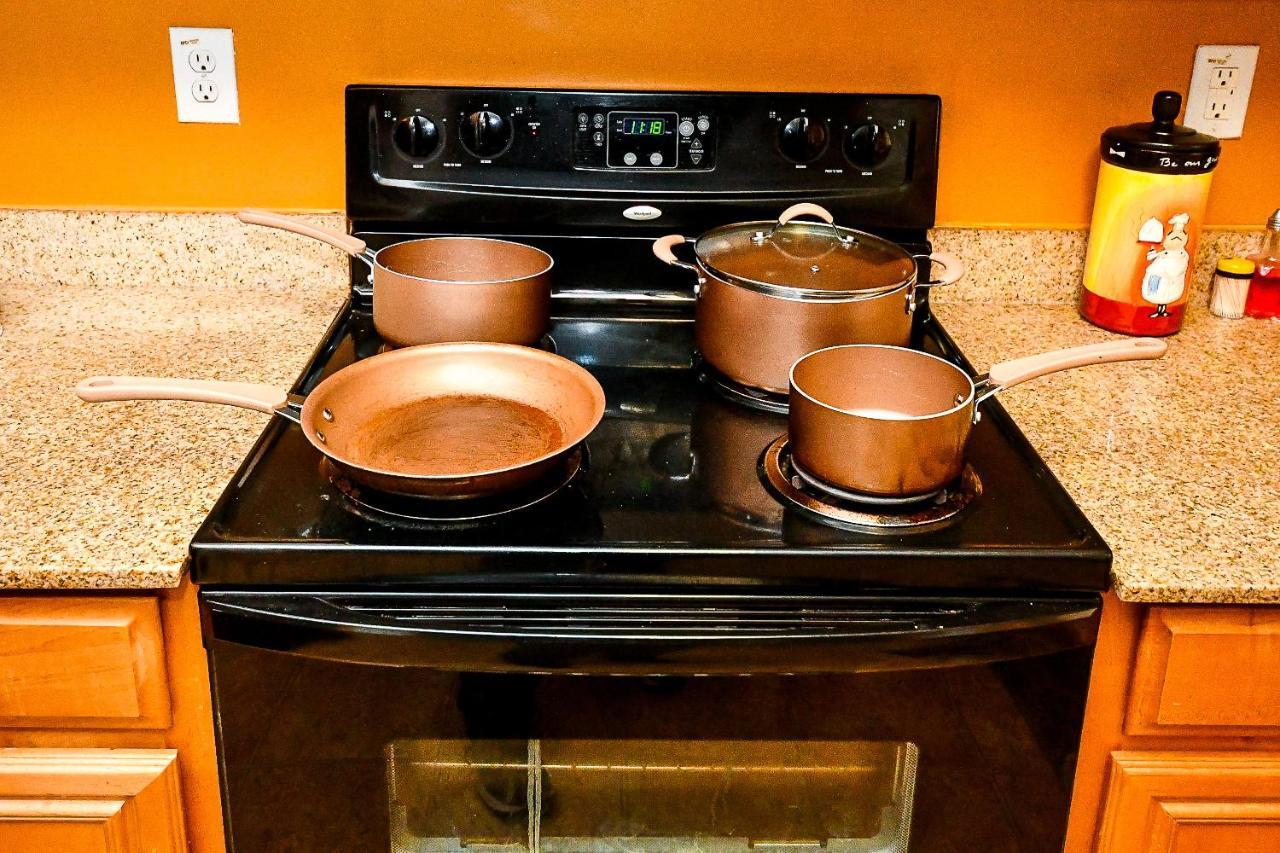 4 - Bed Home With Cali King Bed, 12 Mins To Dtwn Atlanta Ngoại thất bức ảnh