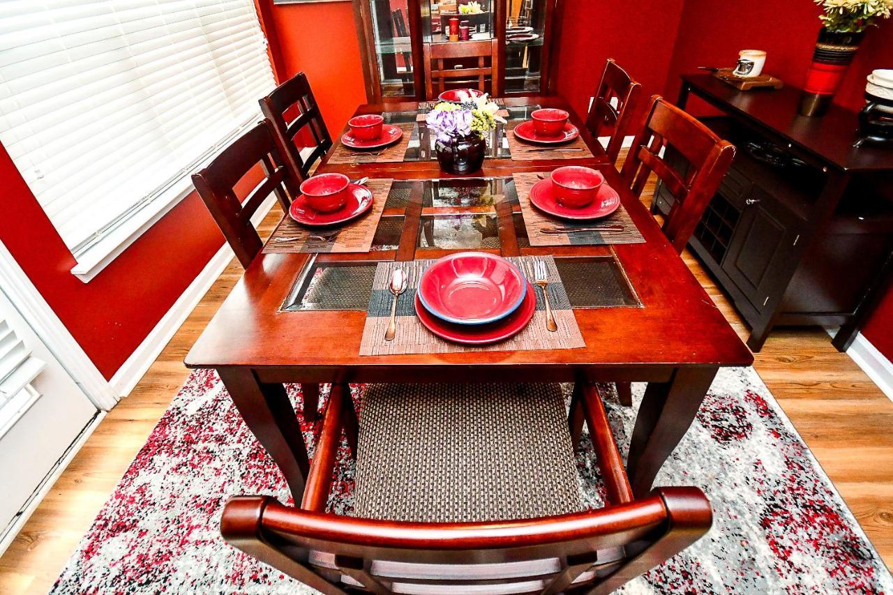 4 - Bed Home With Cali King Bed, 12 Mins To Dtwn Atlanta Ngoại thất bức ảnh